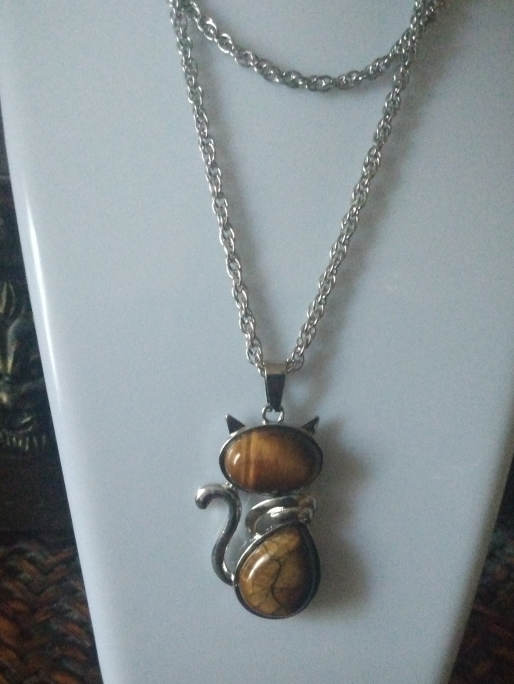 Cat Pendant Necklace with Tigers Eye Stone Accent 18 " Chain